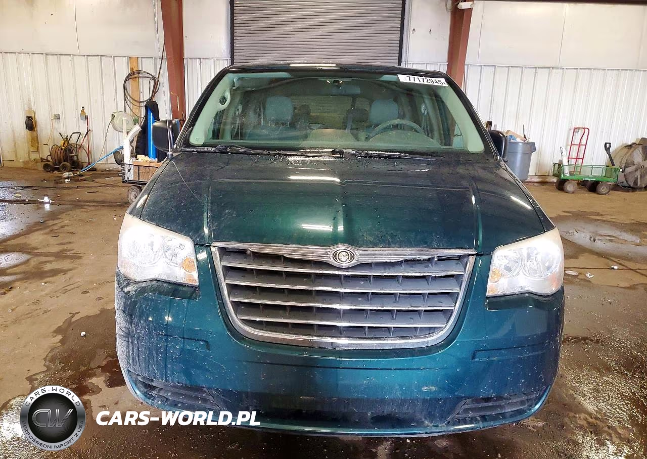 2009 Chrysler Town & Country Lx VIN:2A8HR44E59R656812 - 5