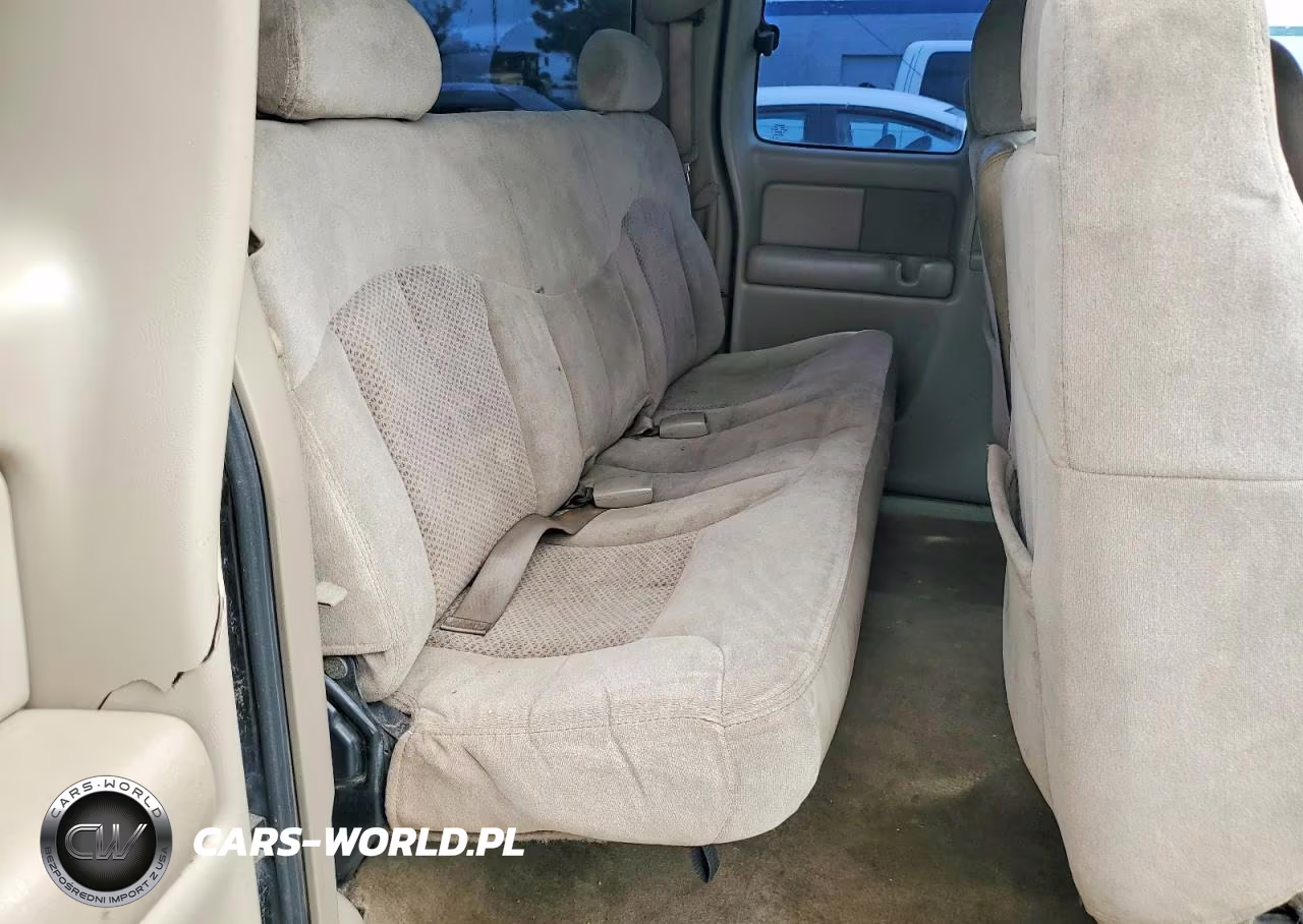 2001 Chevrolet Silverado C1500 VIN:2GCEC19V811186099 - 10