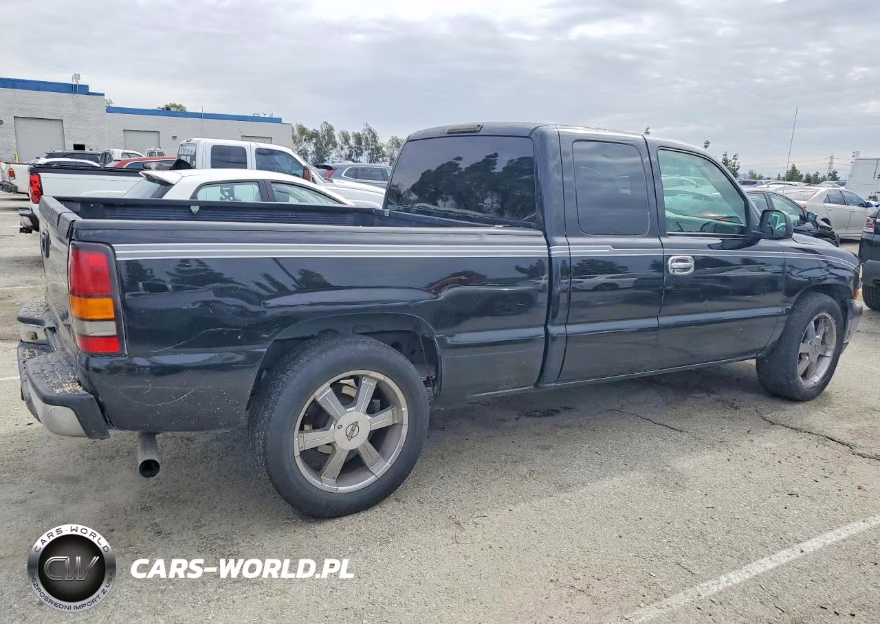 2001 Chevrolet Silverado C1500 VIN:2GCEC19V811186099 - 3