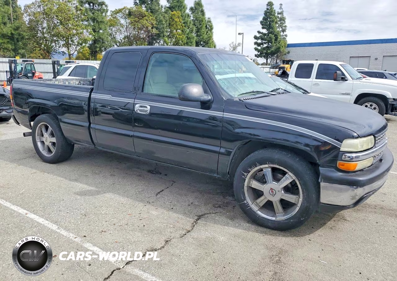 2001 Chevrolet Silverado C1500 VIN:2GCEC19V811186099 - 4