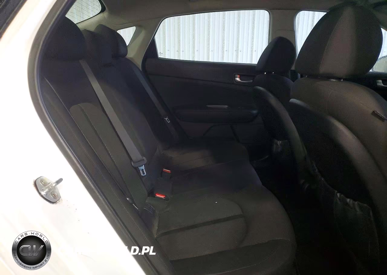 2016 Kia Optima Lx VIN:5XXGT4L30GG048271 - 10
