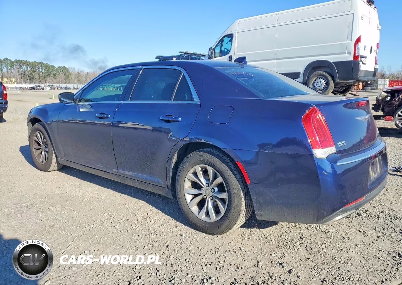 2015 Chrysler 300 Limited VIN:2C3CCAAG2FH838190 - 2