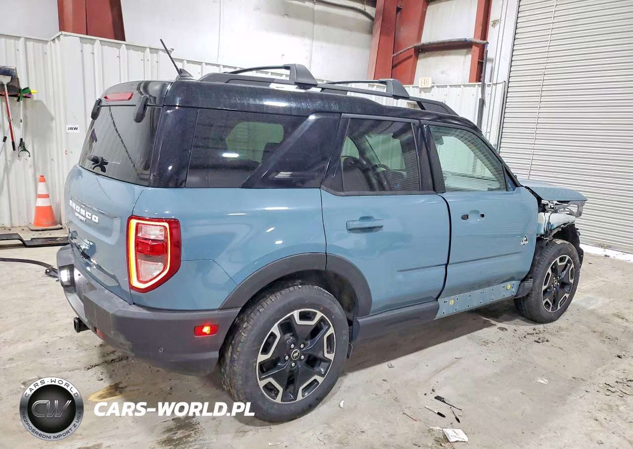 2021 Ford Bronco Sport Outer Banks VIN:3FMCR9C63MRA80872 - 3