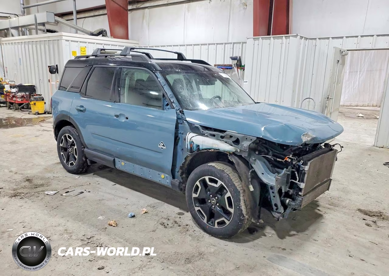 2021 Ford Bronco Sport Outer Banks VIN:3FMCR9C63MRA80872 - 4