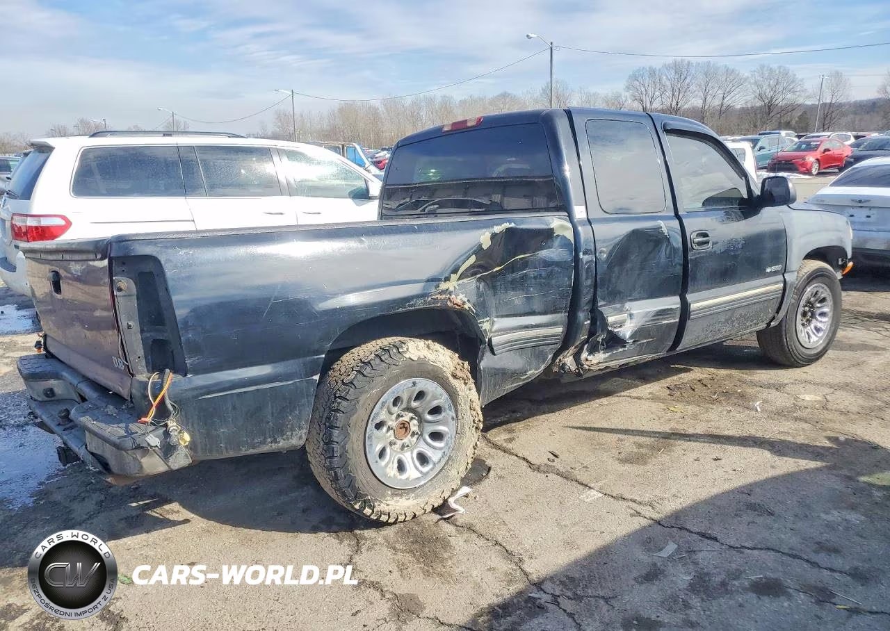 2001 Chevrolet Silverado C1500 VIN:2GCEC19T011204979 - 3