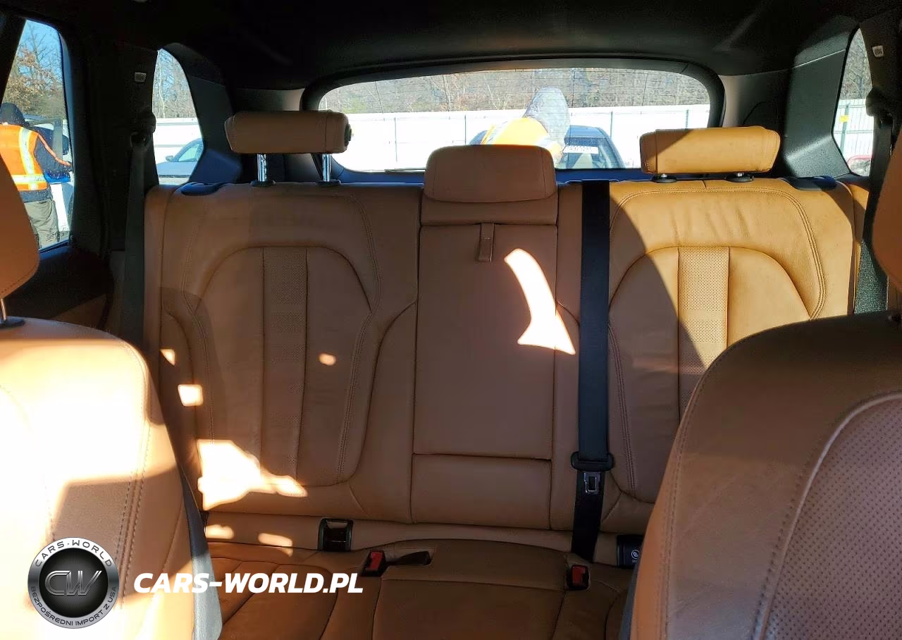 2019 BMW X5 xDrive40I VIN:5UXCR6C53KLL10401 - 10