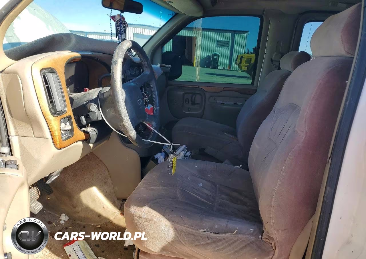 1998 Chevrolet Express G1500 VIN:1GBFG15R9W1106490 - 7