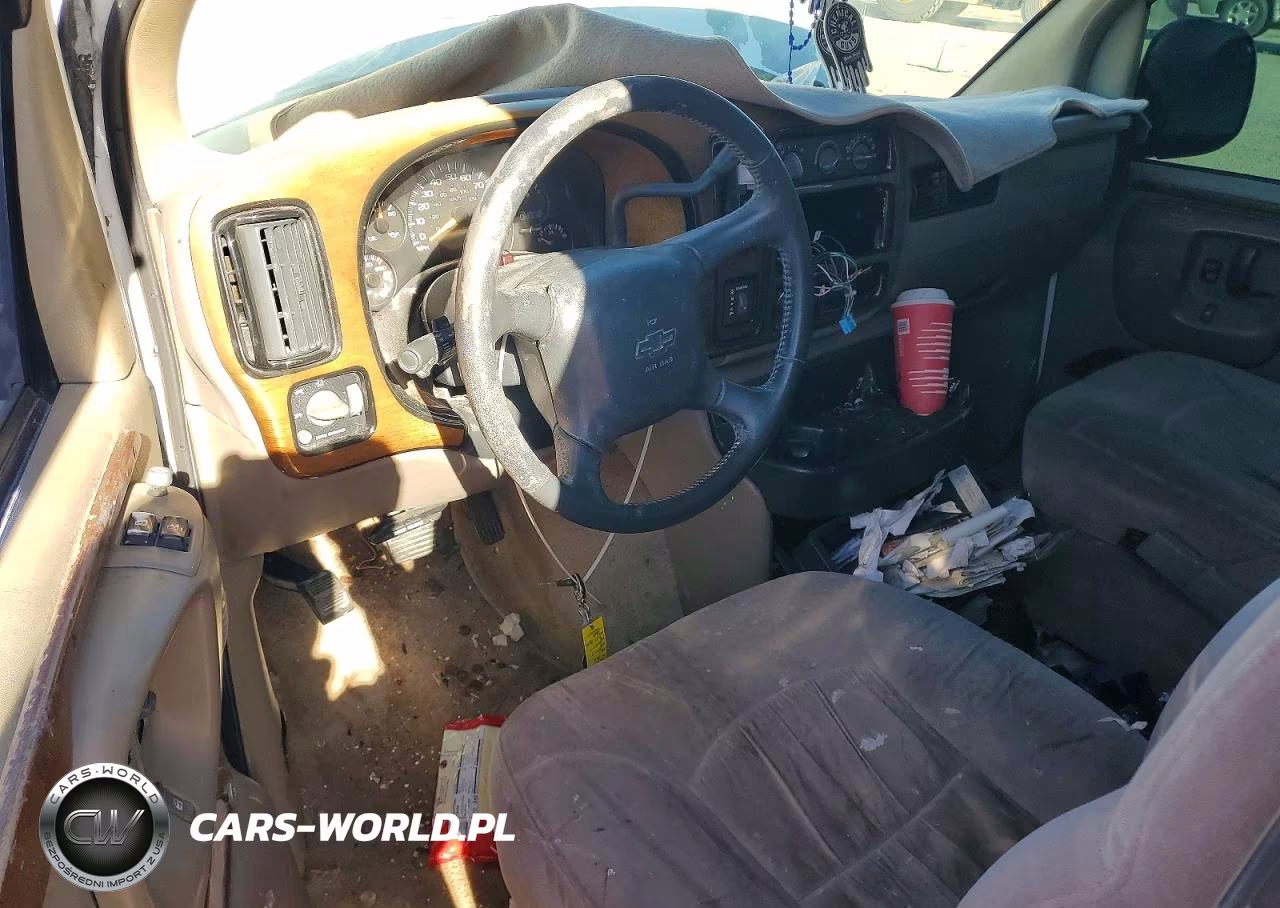 1998 Chevrolet Express G1500 VIN:1GBFG15R9W1106490 - 8
