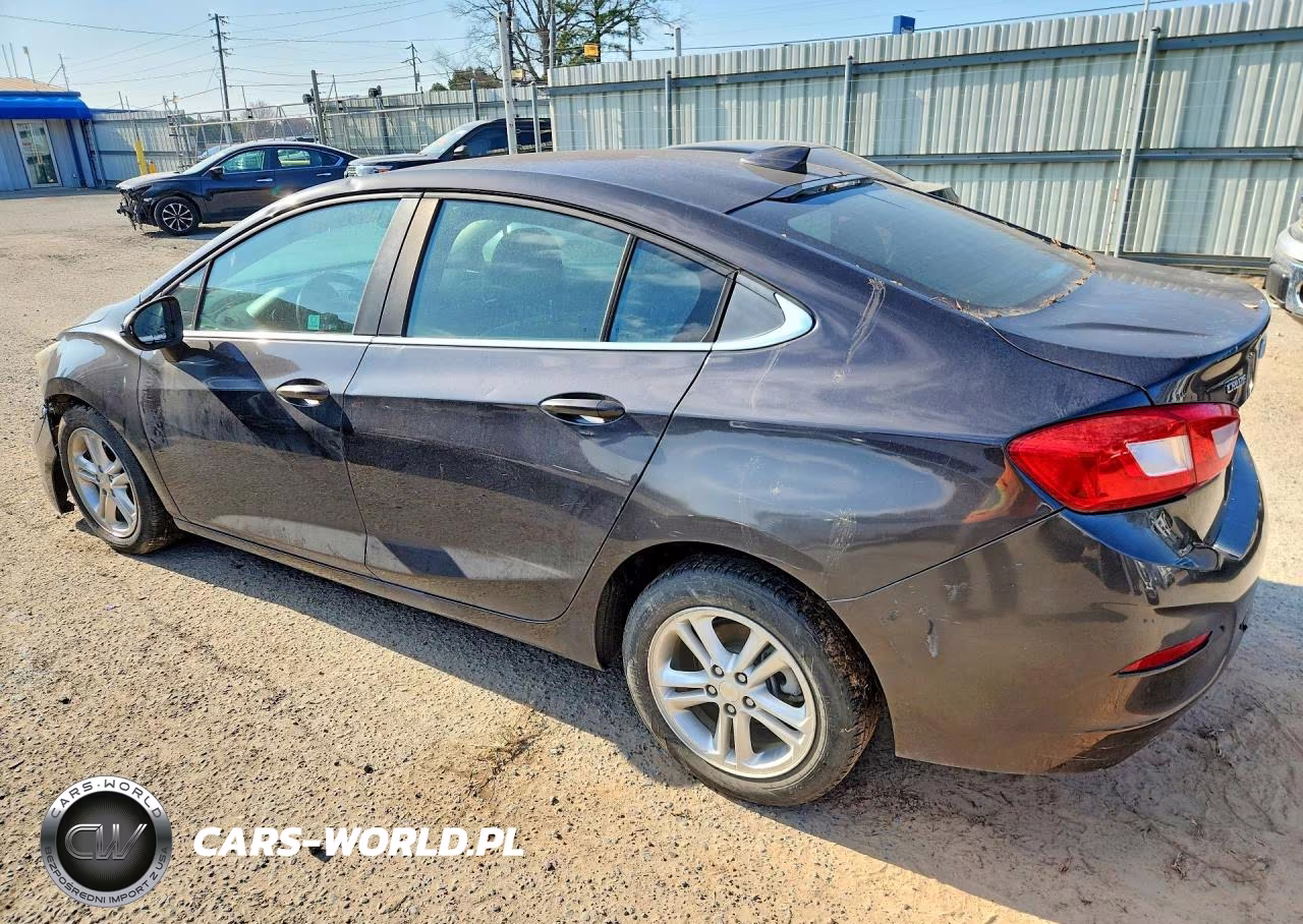 2017 Chevrolet Cruze Lt VIN:1G1BE5SM1H7126452 - 2