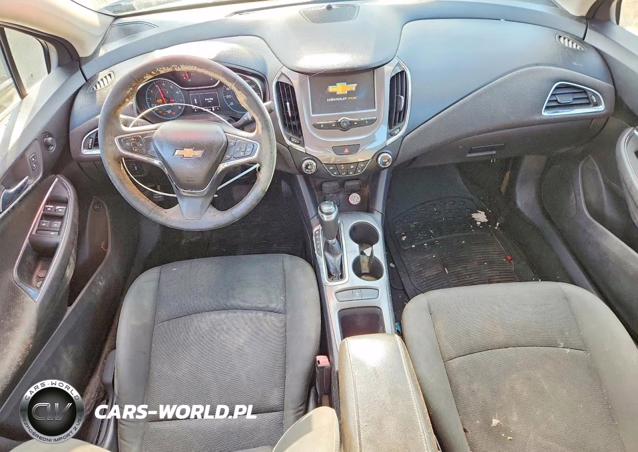 2017 Chevrolet Cruze Lt VIN:1G1BE5SM1H7126452 - 8