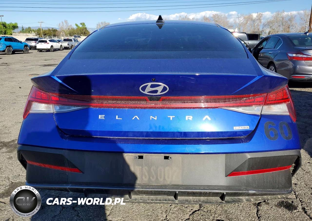 2025 Hyundai Elantra Blue VIN:KMHLM4DJXSU150376 - 6
