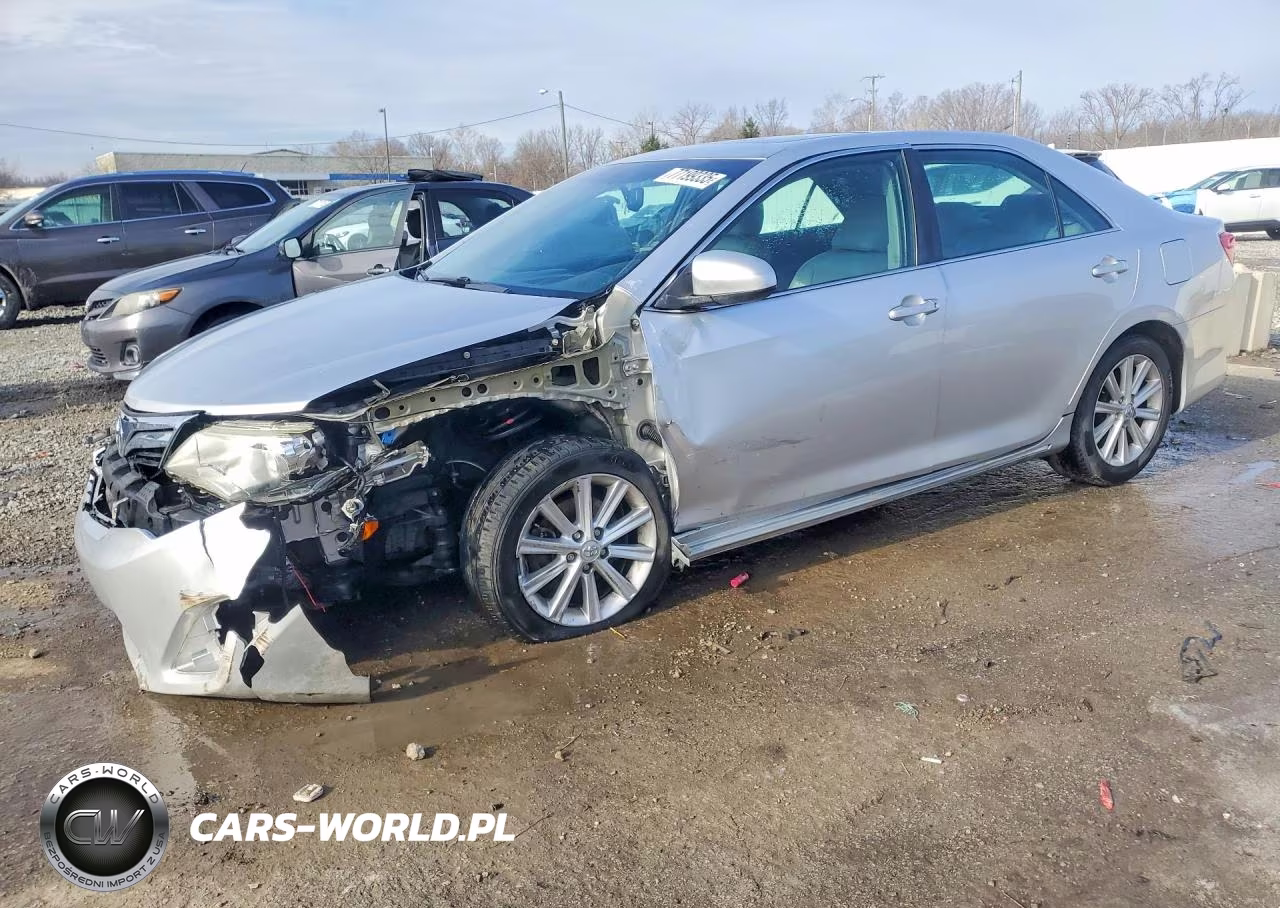 2014 Toyota Camry Xle – zdjęcie 1 z 12