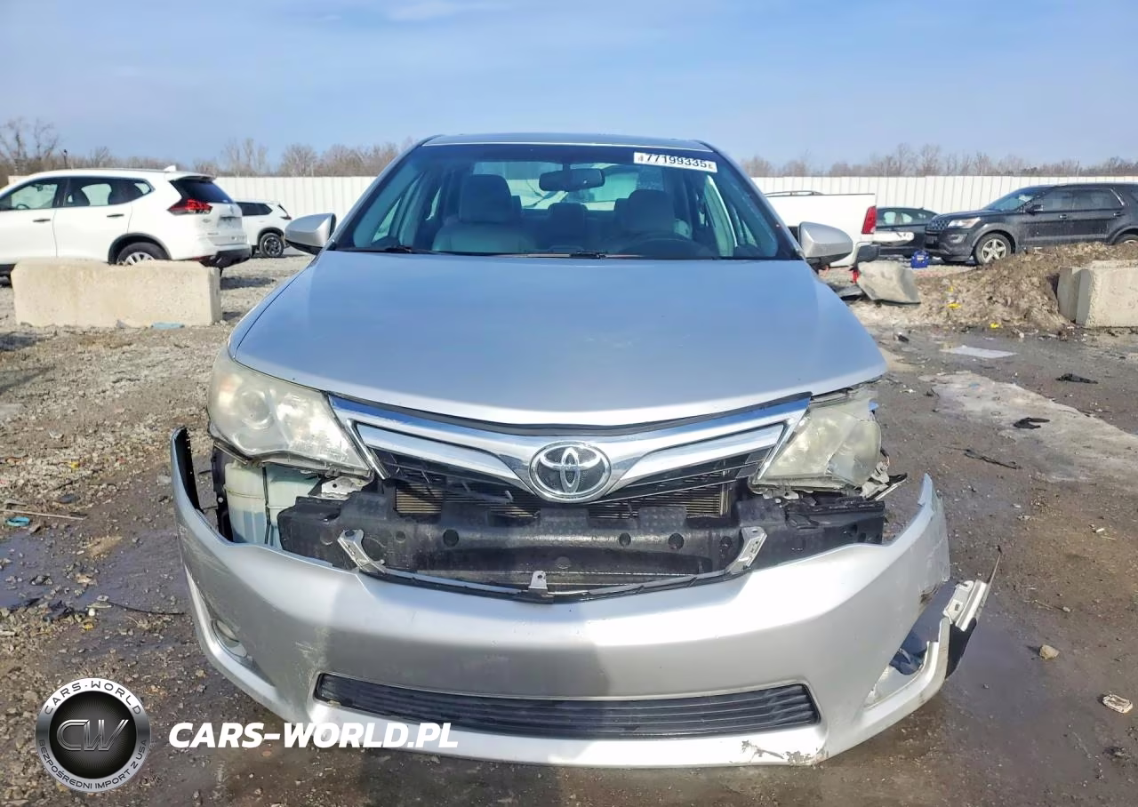 2014 Toyota Camry Xle VIN:4T1BF1FK4EU772843 - 5