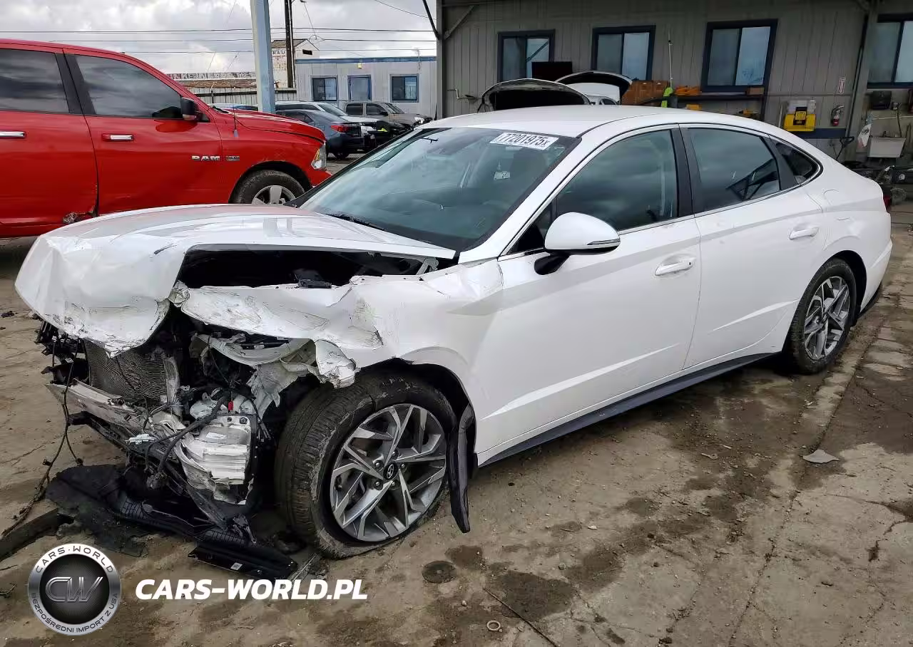 2022 Hyundai Sonata Sel