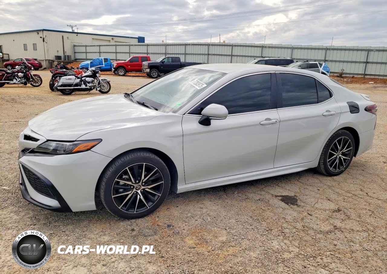 2024 Toyota Camry Se Night Shade – zdjęcie 1 z 12