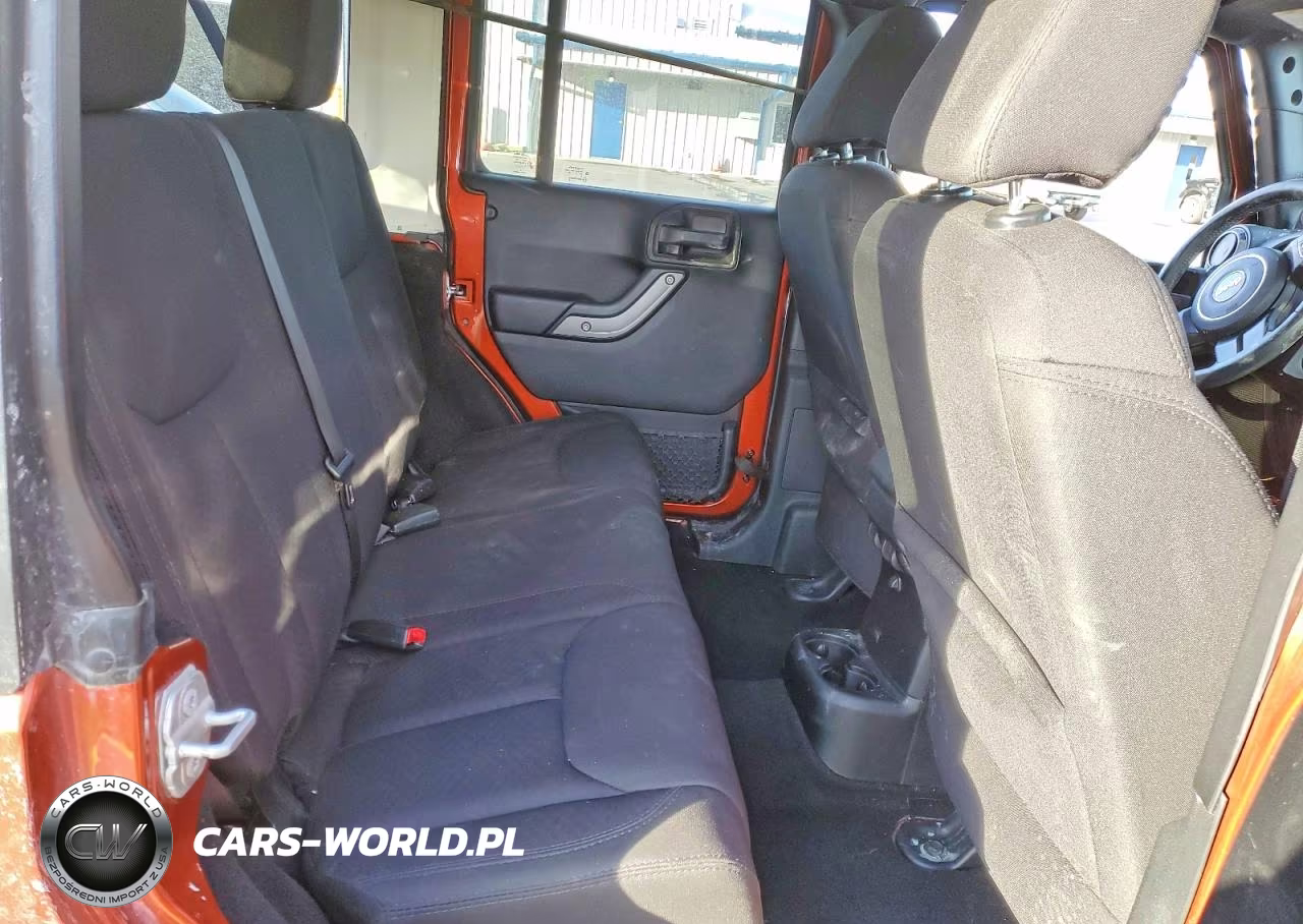 2014 Jeep Wrangler Unlimited Sport VIN:1C4BJWDG9EL202650 - 10
