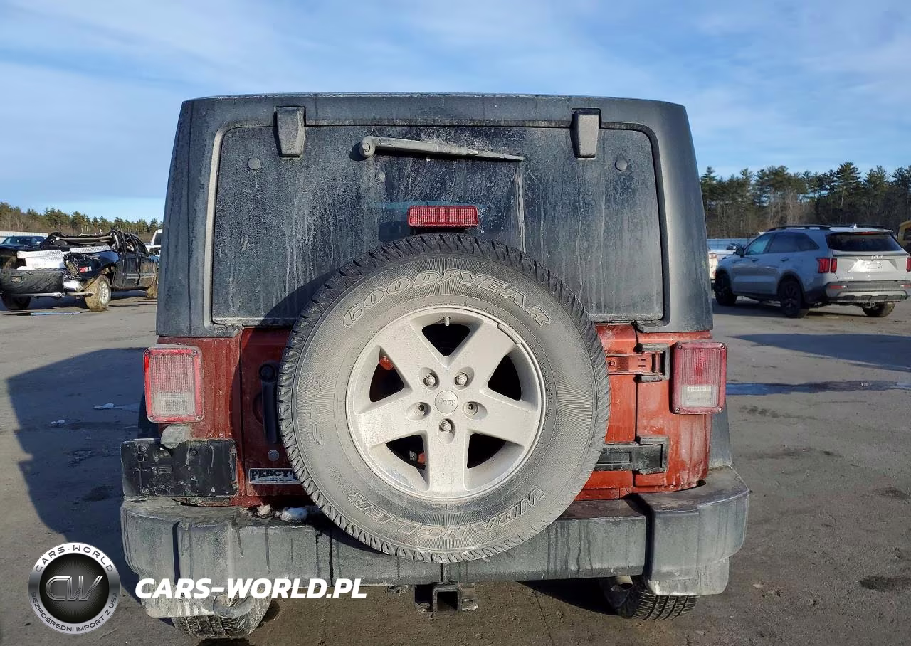 2014 Jeep Wrangler Unlimited Sport VIN:1C4BJWDG9EL202650 - 6
