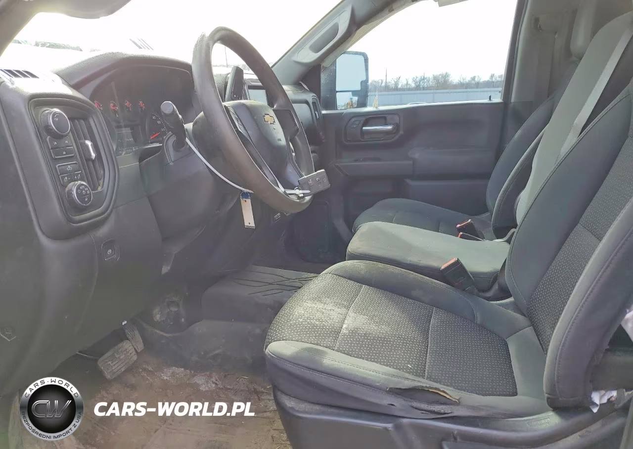 2020 Chevrolet Silverado K2500 Custom VIN:1GC4YME72LF325161 - 7