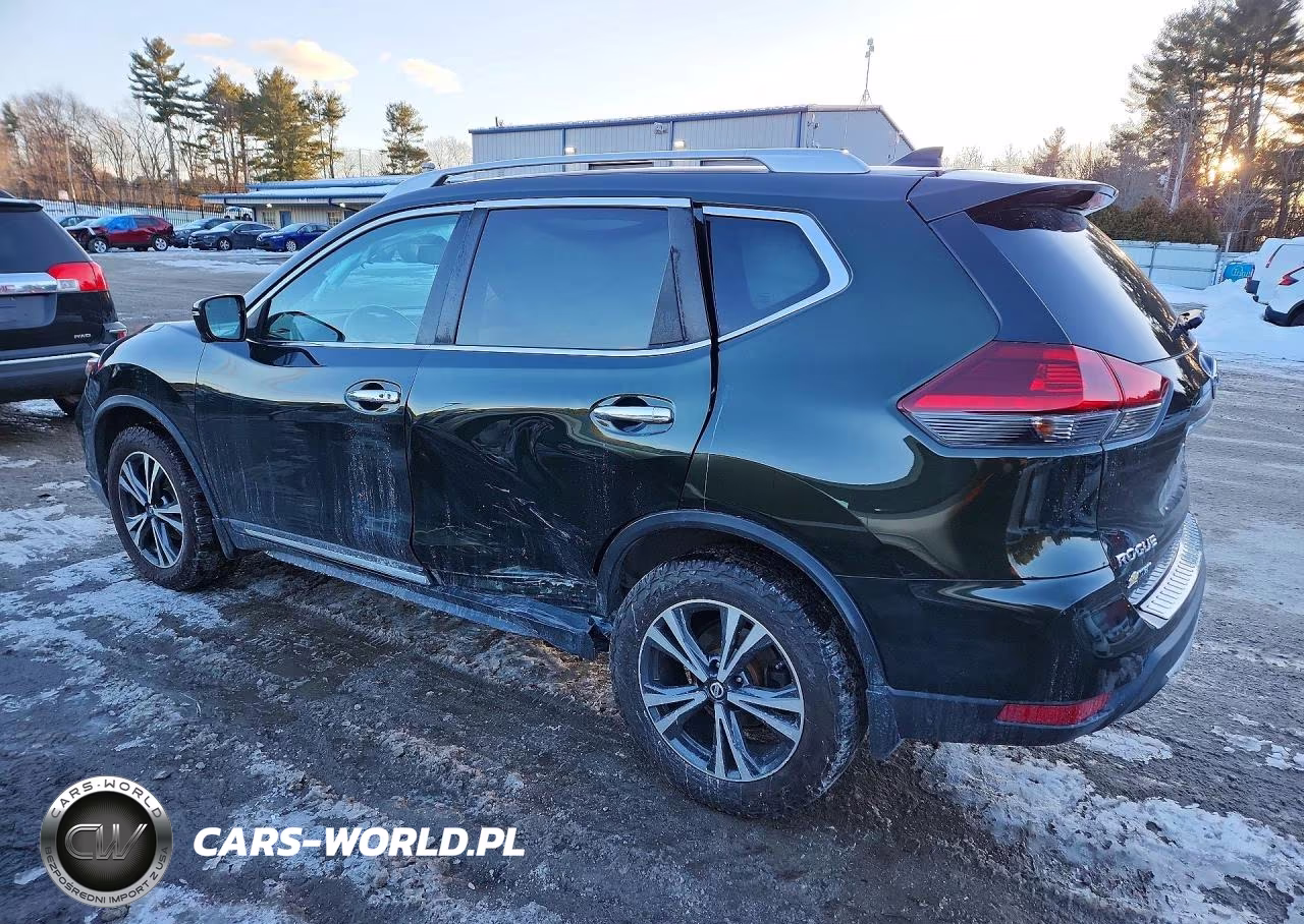2018 Nissan Rogue S VIN:5N1AT2MV9JC757469 - 2