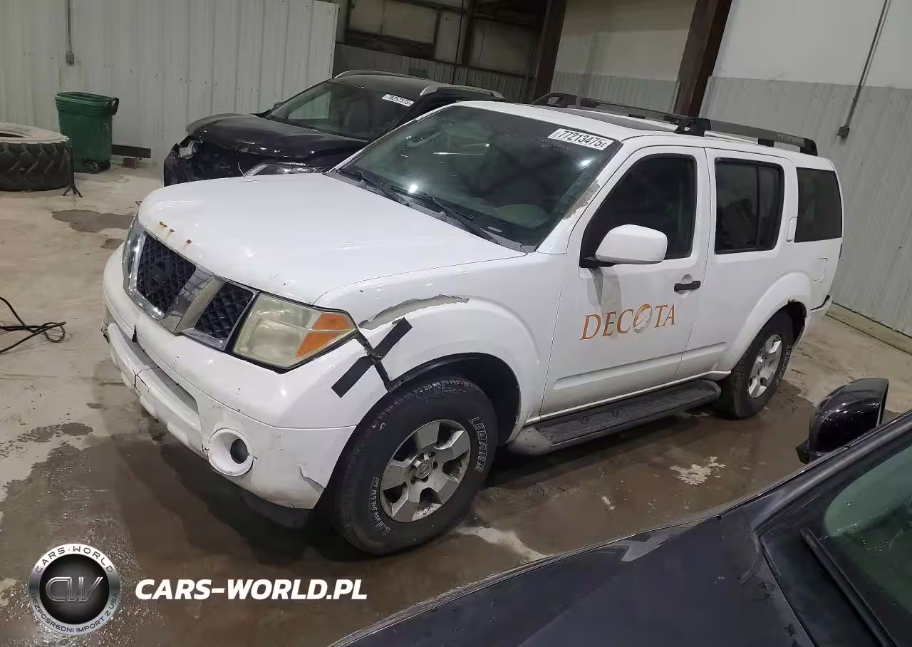 2005 Nissan Pathfinder Xe