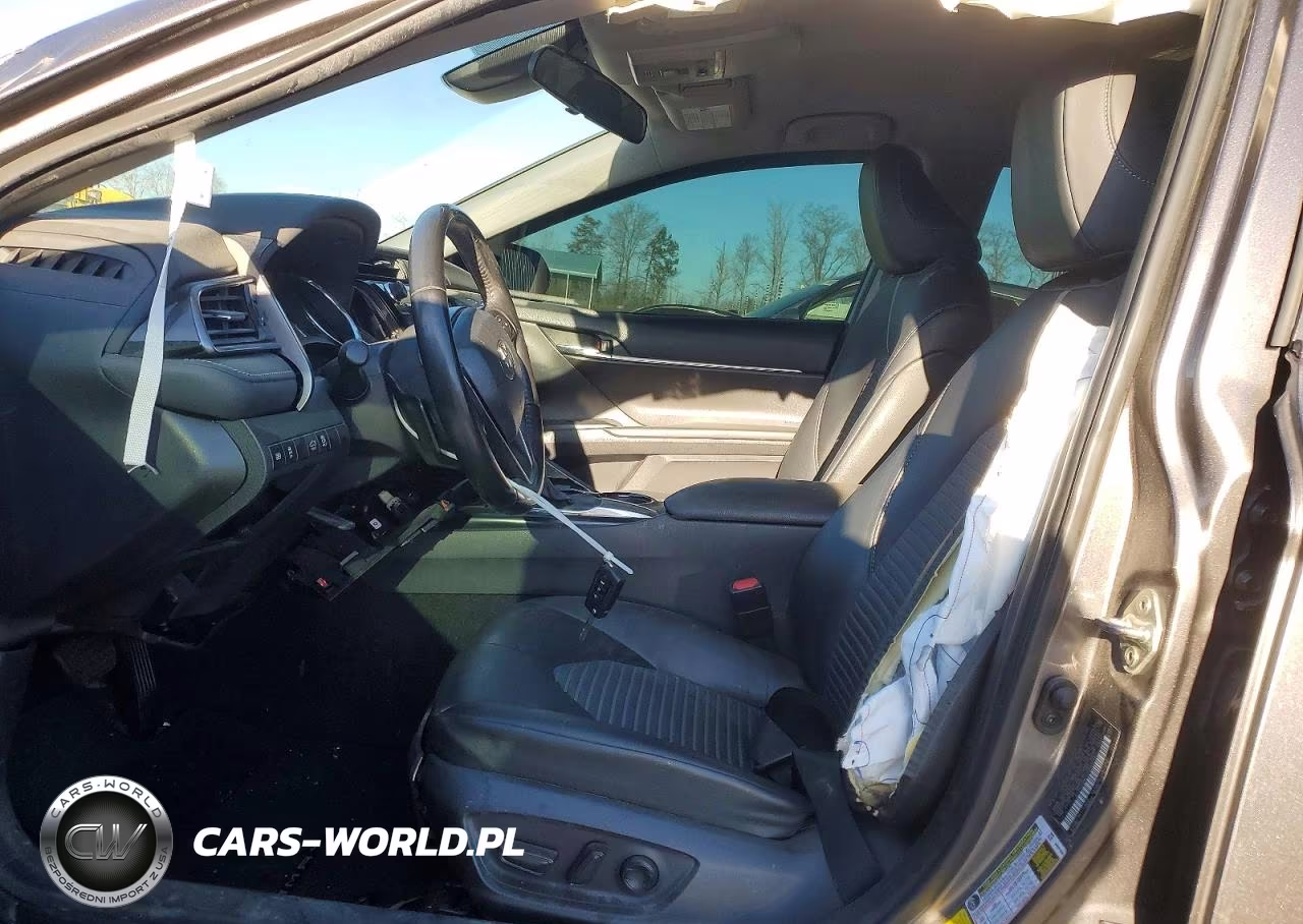 2020 Toyota Camry Se VIN:4T1G11AK1LU985709 - 7