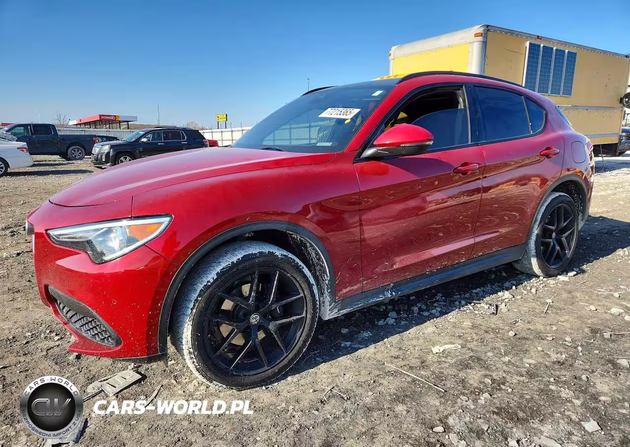 2018 Alfa Romeo Stelvio Ti Sport