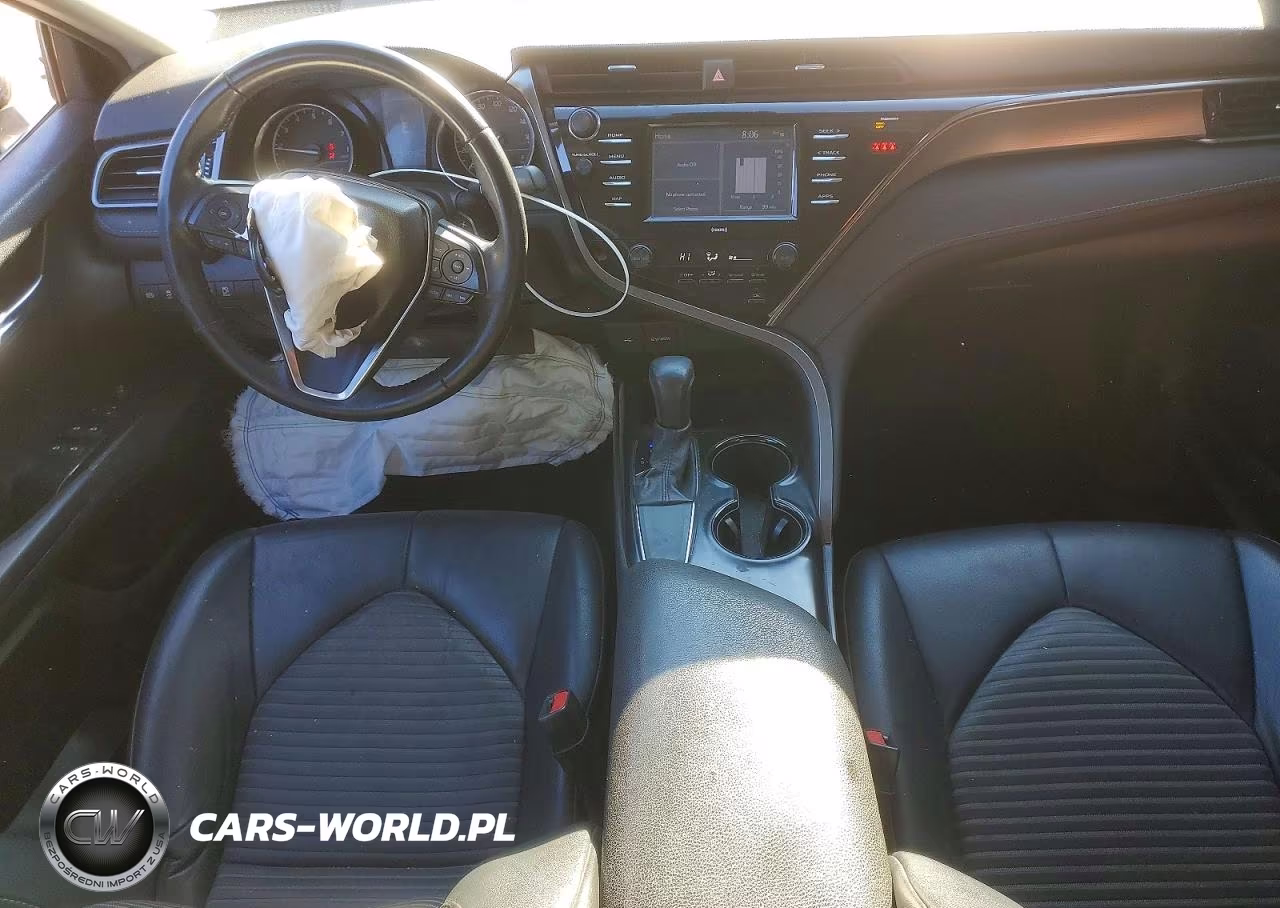 2020 Toyota Camry Se VIN:4T1G11AK6LU340344 - 8