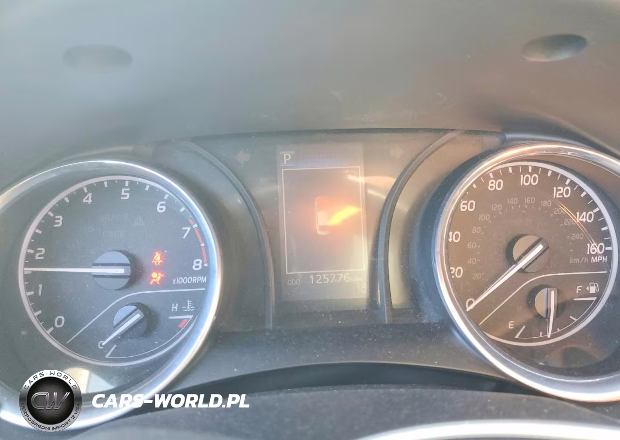 2020 Toyota Camry Se VIN:4T1G11AK6LU340344 - 9