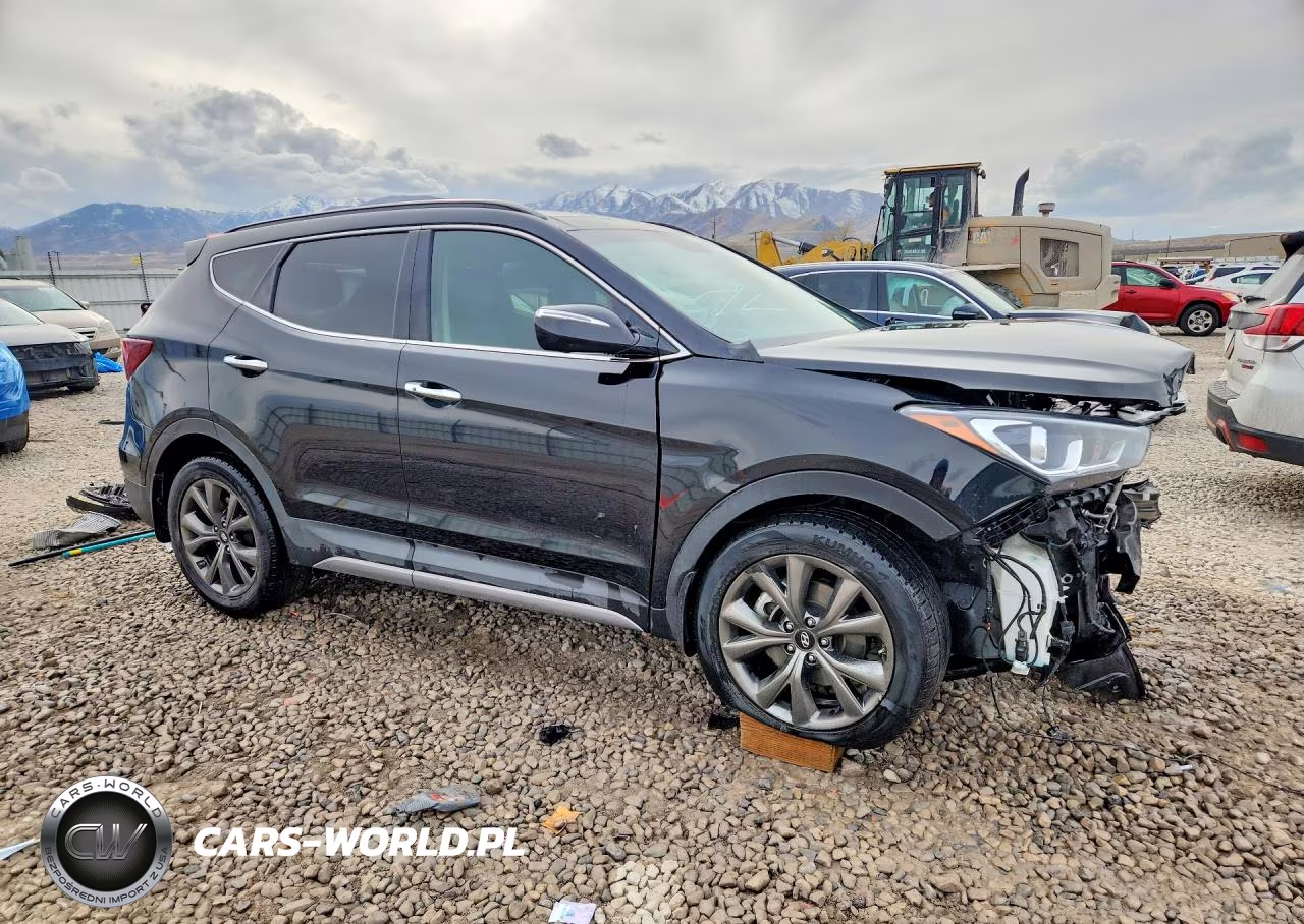 2017 Hyundai Santa Fe Sport 2.0T Ultimate VIN:5NMZWDLA1HH045249 - 4