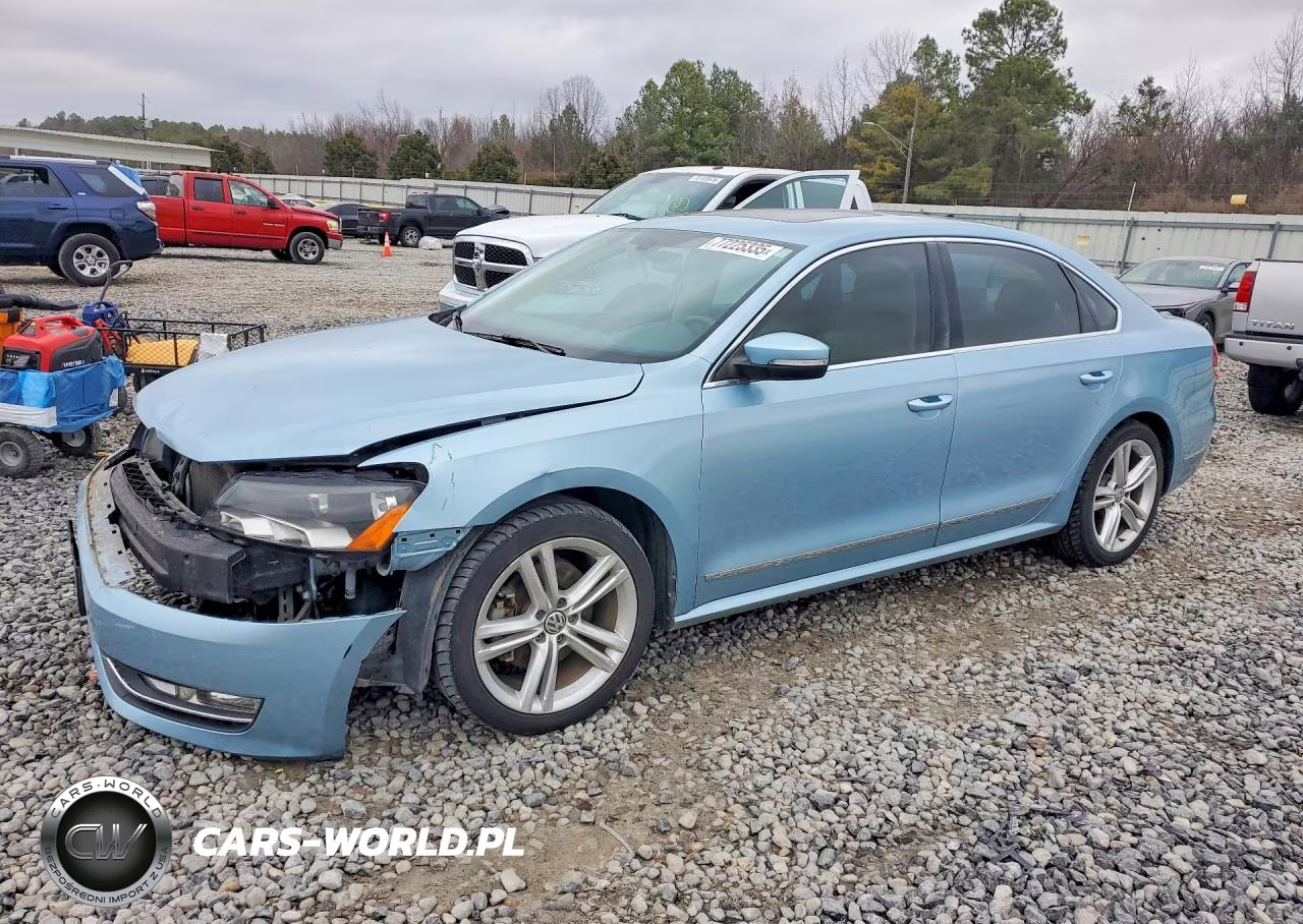 2013 Volkswagen Passat Sel