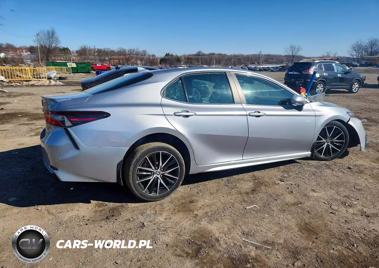2022 Toyota Camry Hybrid VIN:4T1G31AK6NU583598 - 3