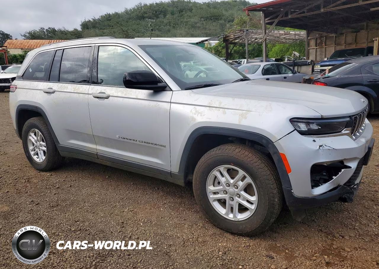 2023 Jeep Grand Cherokee Laredo VIN:1C4RJHAG6PC619256 - 4