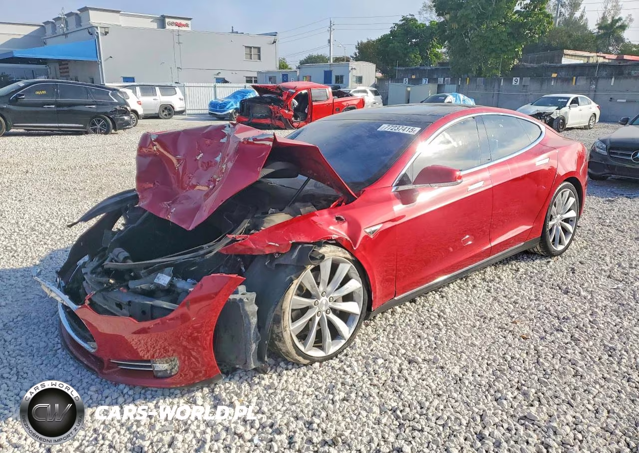2013 Tesla Model S – zdjęcie 1 z 13