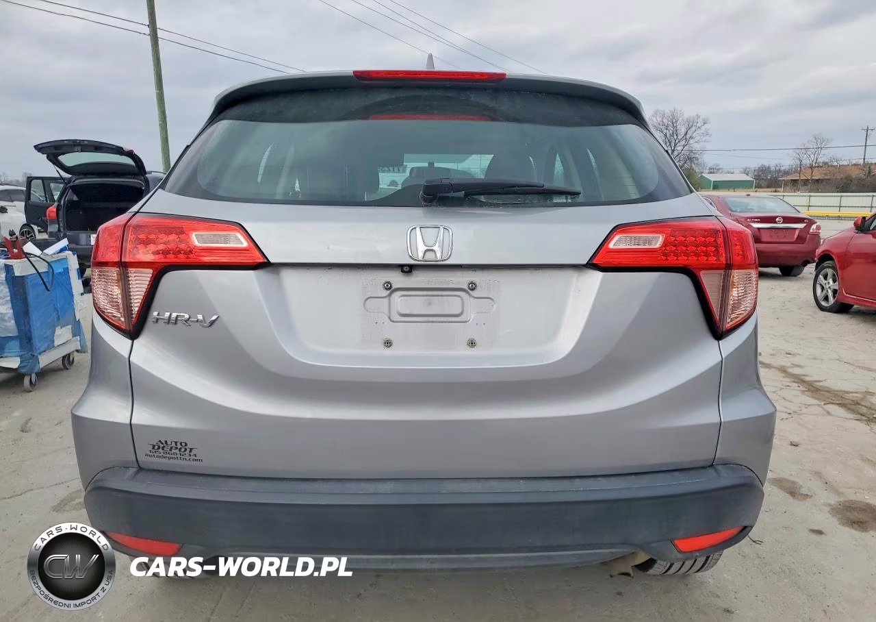 2017 Honda Hr-V Lx VIN:3CZRU5H30HM714026 - 6