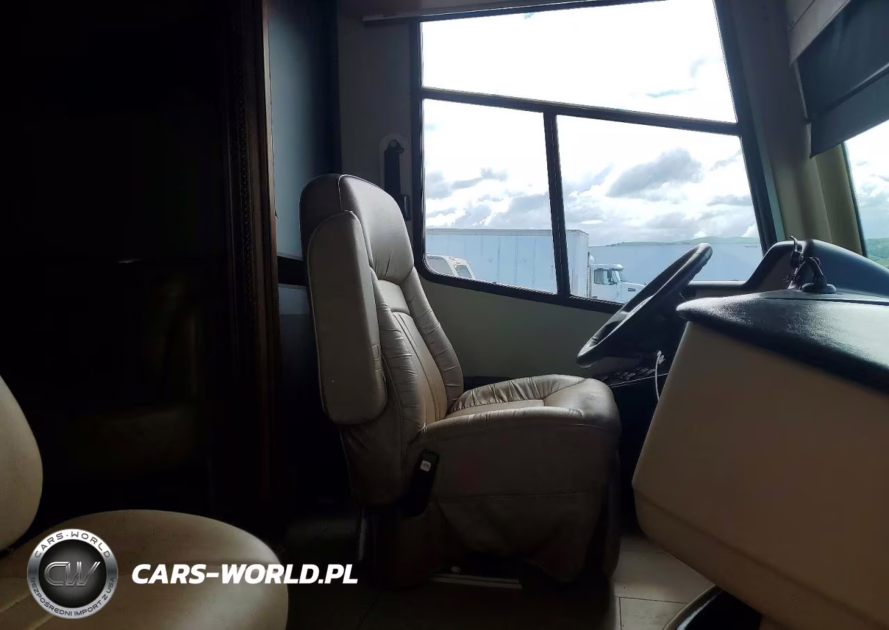 2013 Monoco Rv VIN:51Z4D5616D4060198 - 5