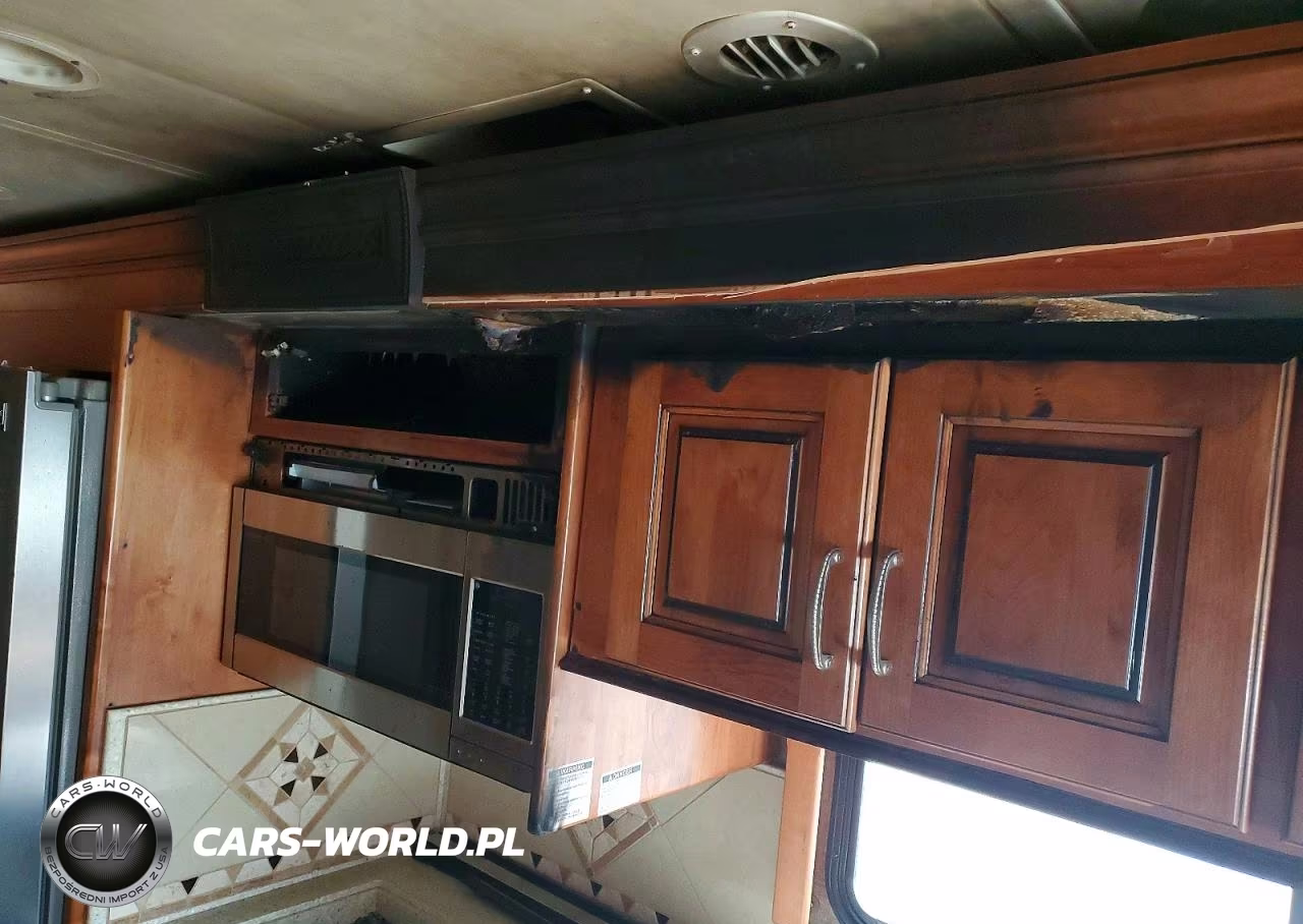2013 Monoco Rv VIN:51Z4D5616D4060198 - 9
