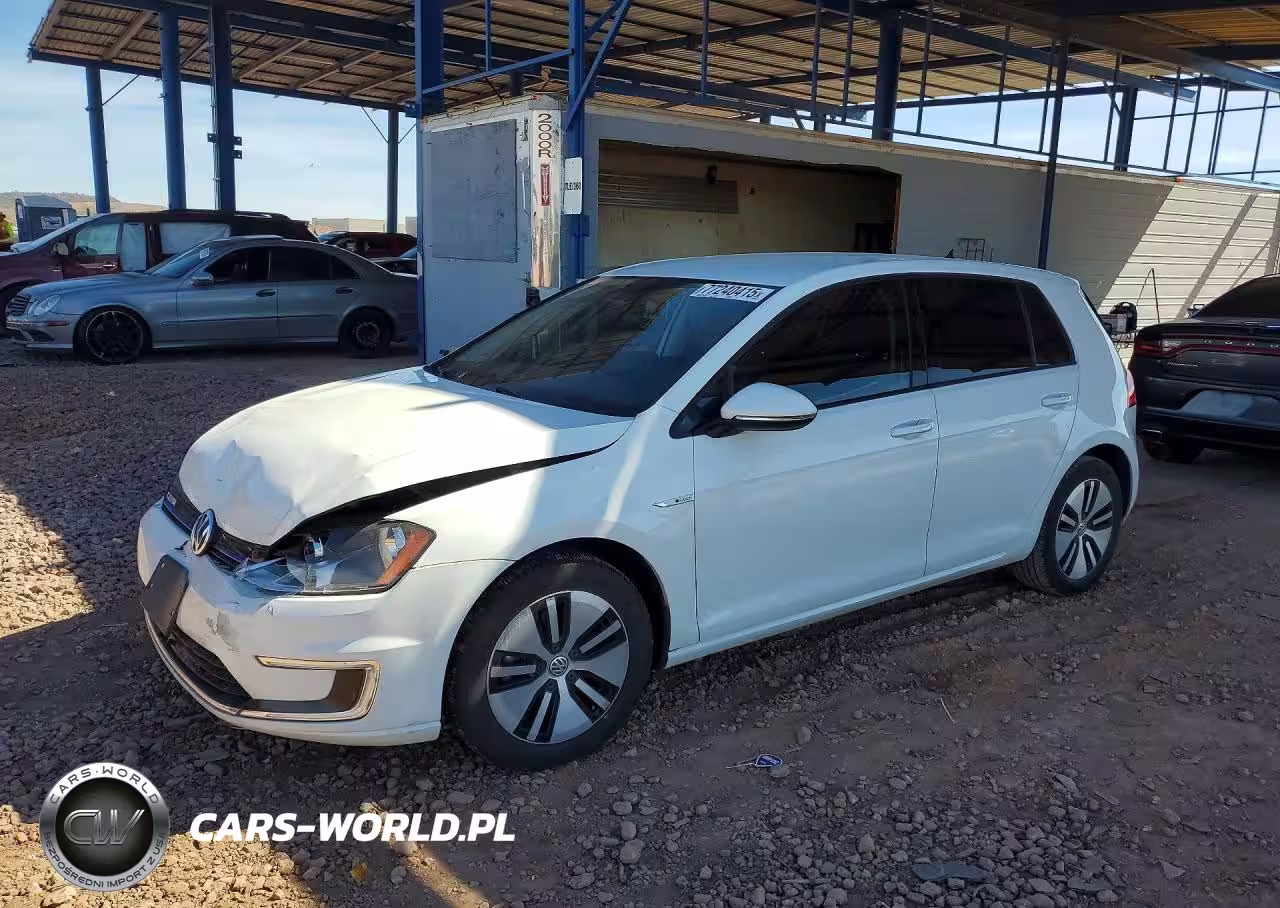 2016 Volkswagen E-Golf Se