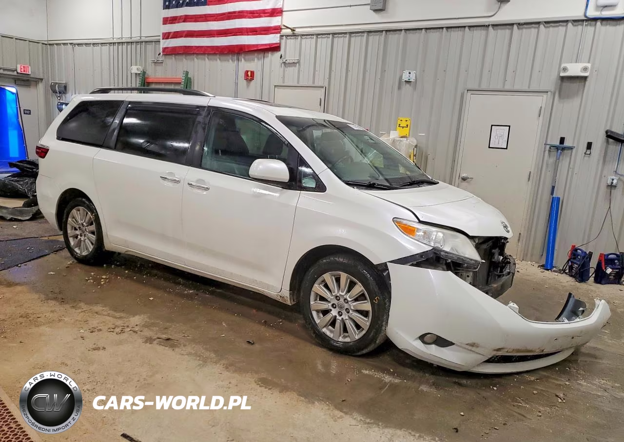 2015 Toyota Sienna Xle 7-Passenger VIN:5TDDK3DC5FS097820 - 4