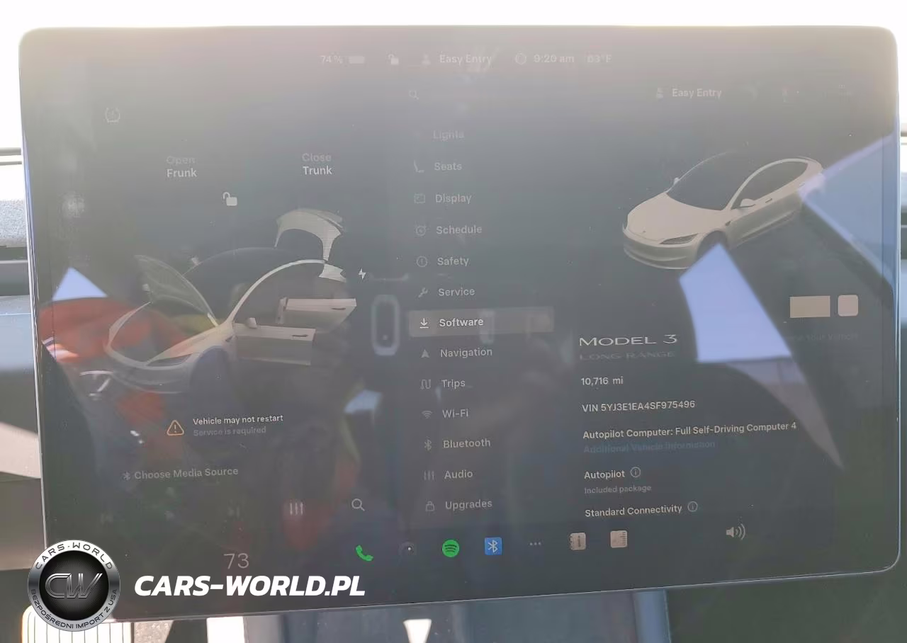 2025 Tesla Model 3 VIN:5YJ3E1EA4SF975496 - 9