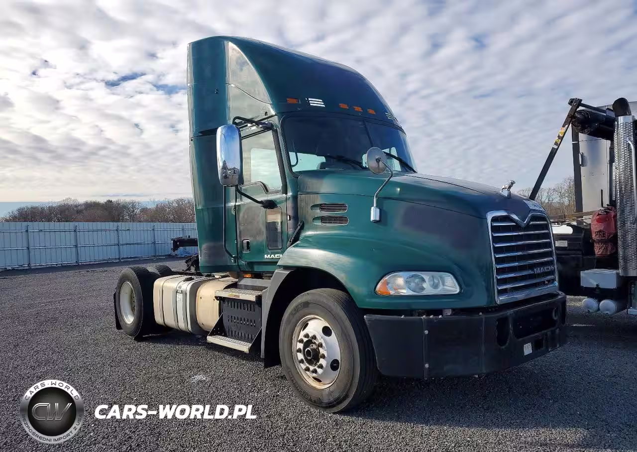 2017 Mack Cxu612 Semi Truck
