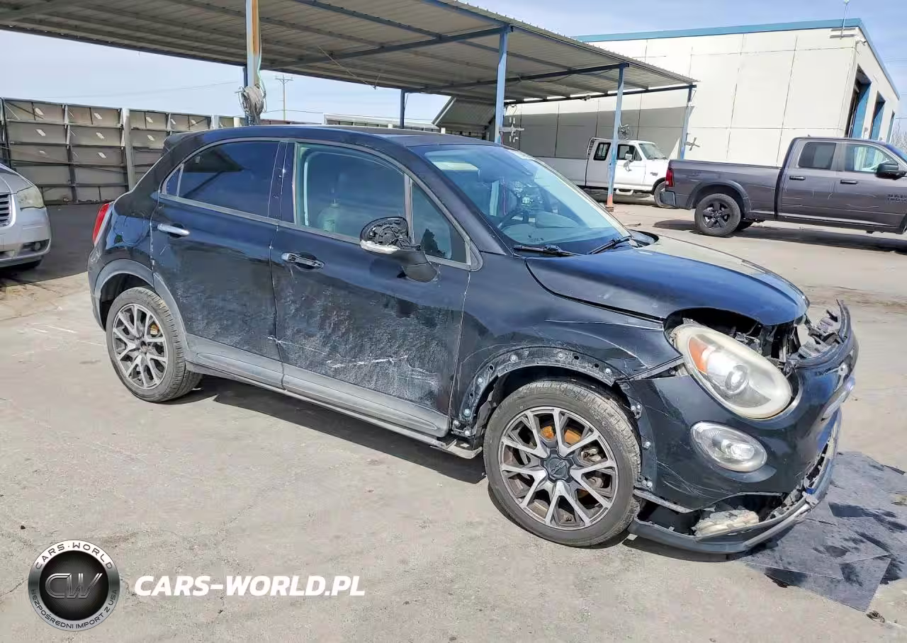 2016 Fiat 500X Trekking Plus VIN:ZFBCFXET9GP445994 - 4