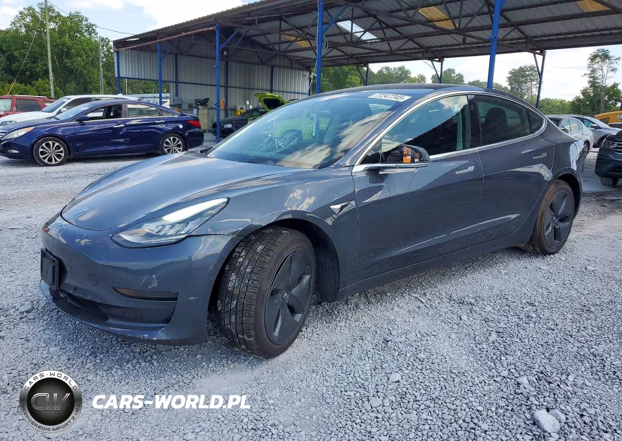 2019 Tesla Model 3 – zdjęcie 1 z 12