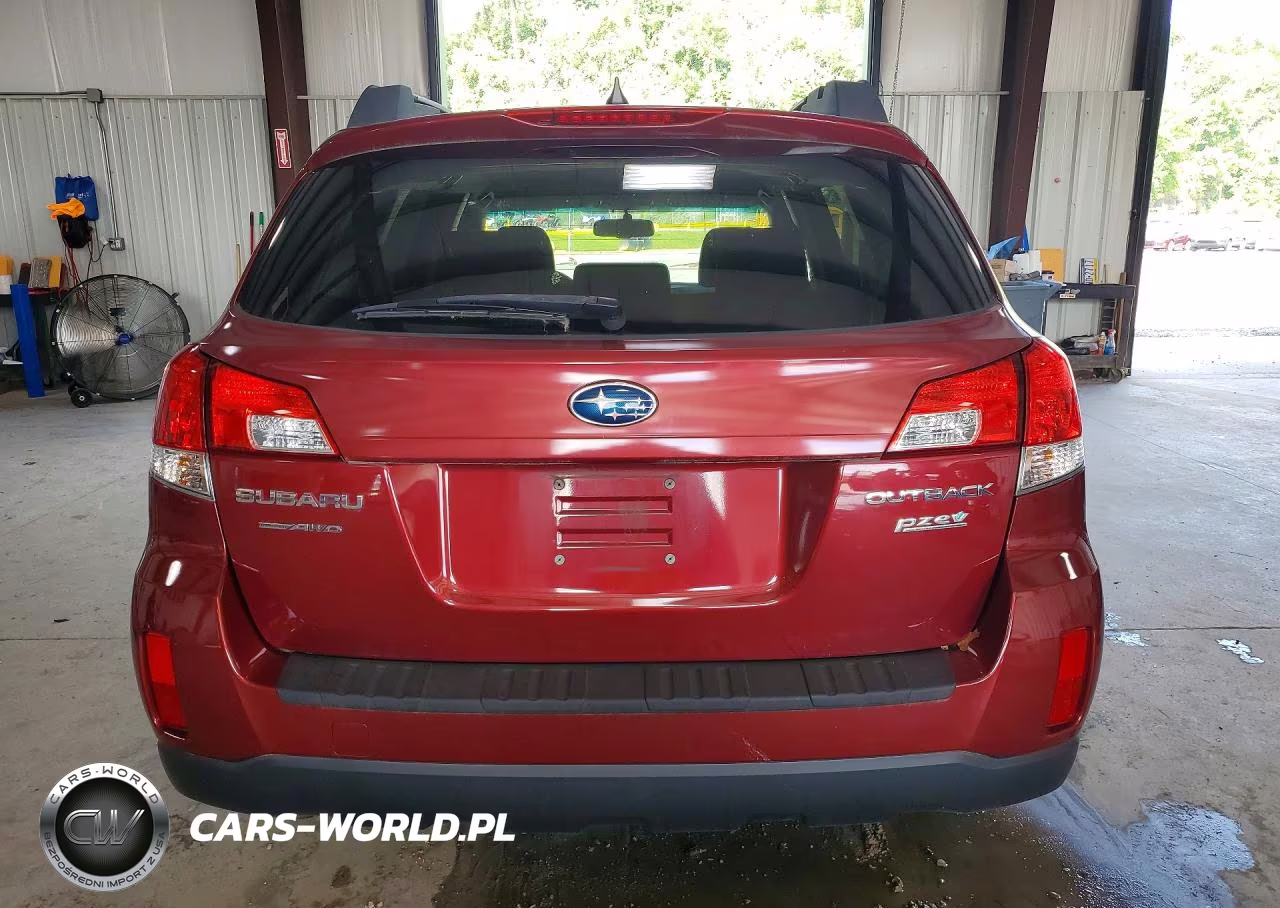 2014 Subaru Outback 2.5I Premium VIN:4S4BRBCC3E3211582 - 6