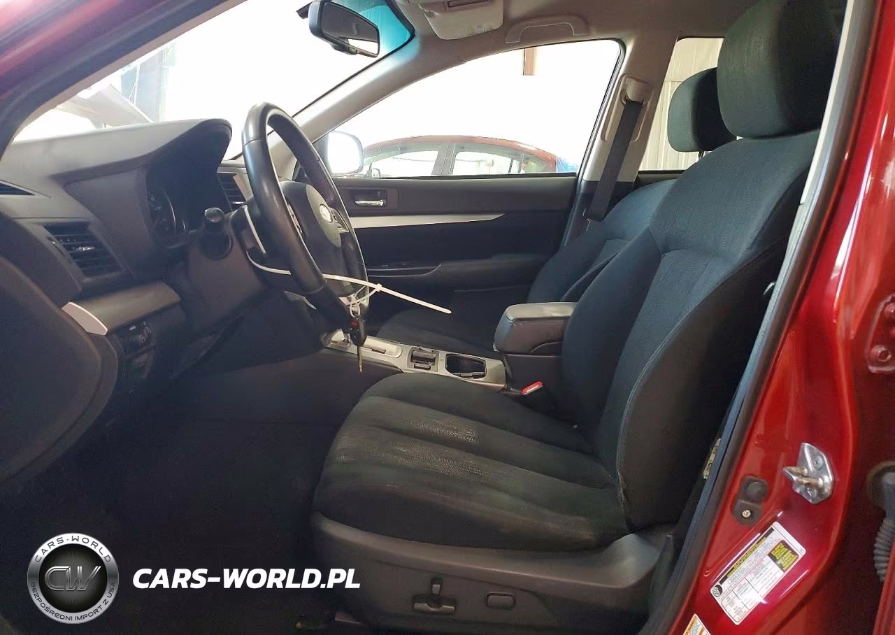 2014 Subaru Outback 2.5I Premium VIN:4S4BRBCC3E3211582 - 7
