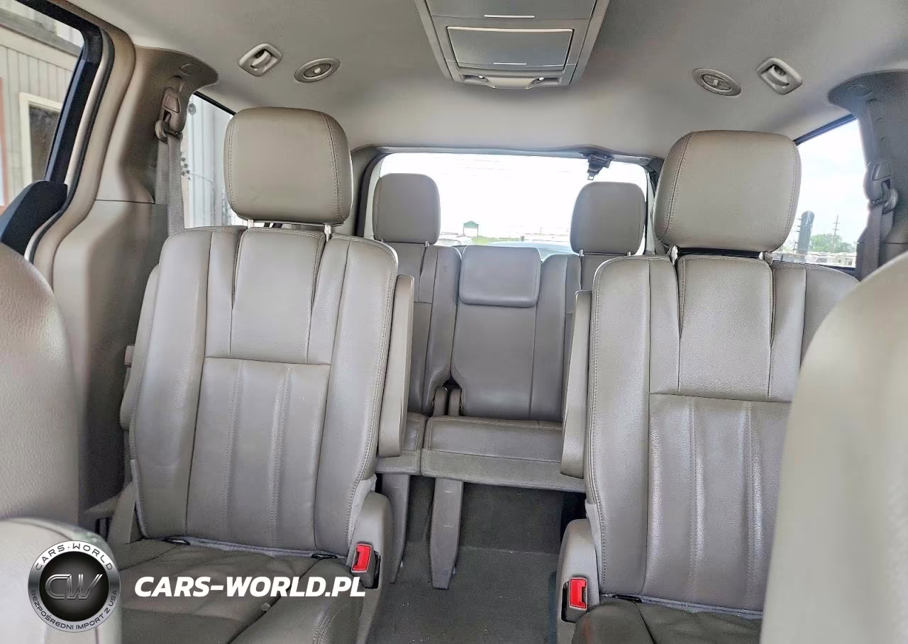 2013 Chrysler Town & Country Touring VIN:2C4RC1BG5DR708691 - 10