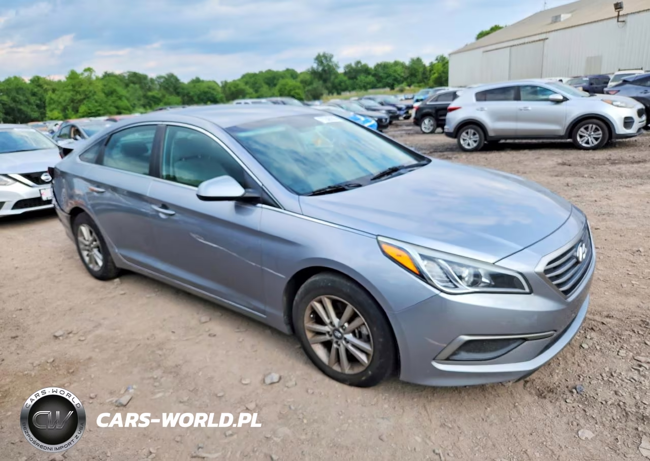 2016 Hyundai Sonata Se VIN:5NPE24AF7GH418661 - 4