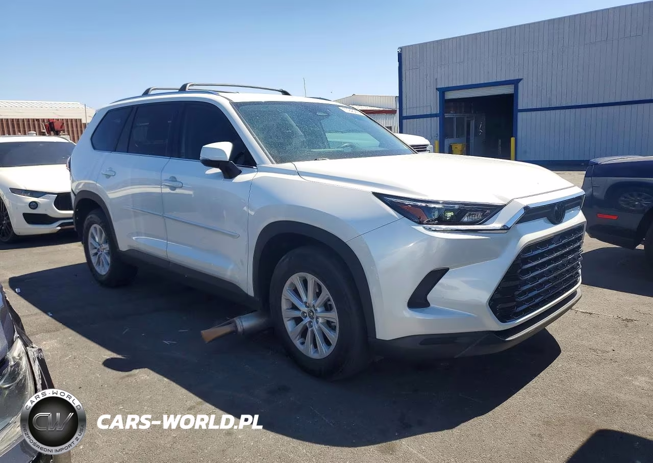 2024 Toyota Grand Highlander Xle VIN:5TDAAAB53RS030586 - 4