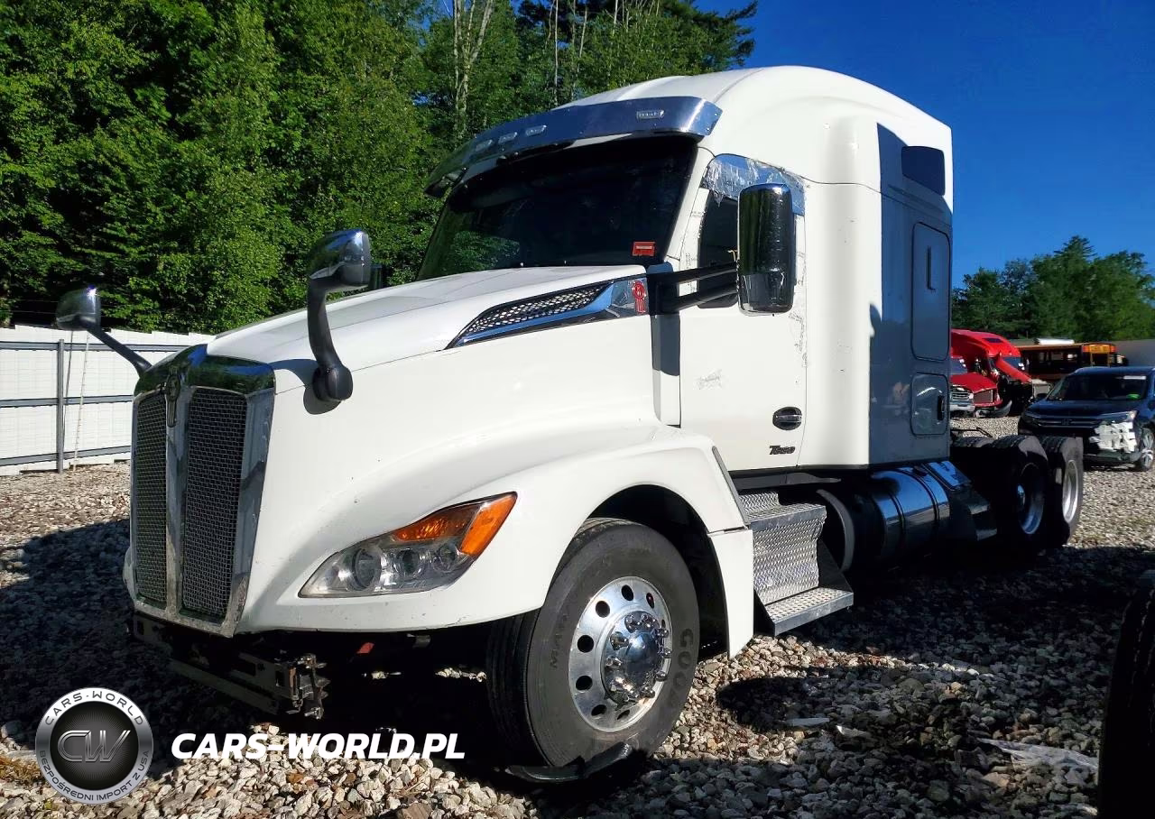 2023 Kenworth T680 Semi Truck