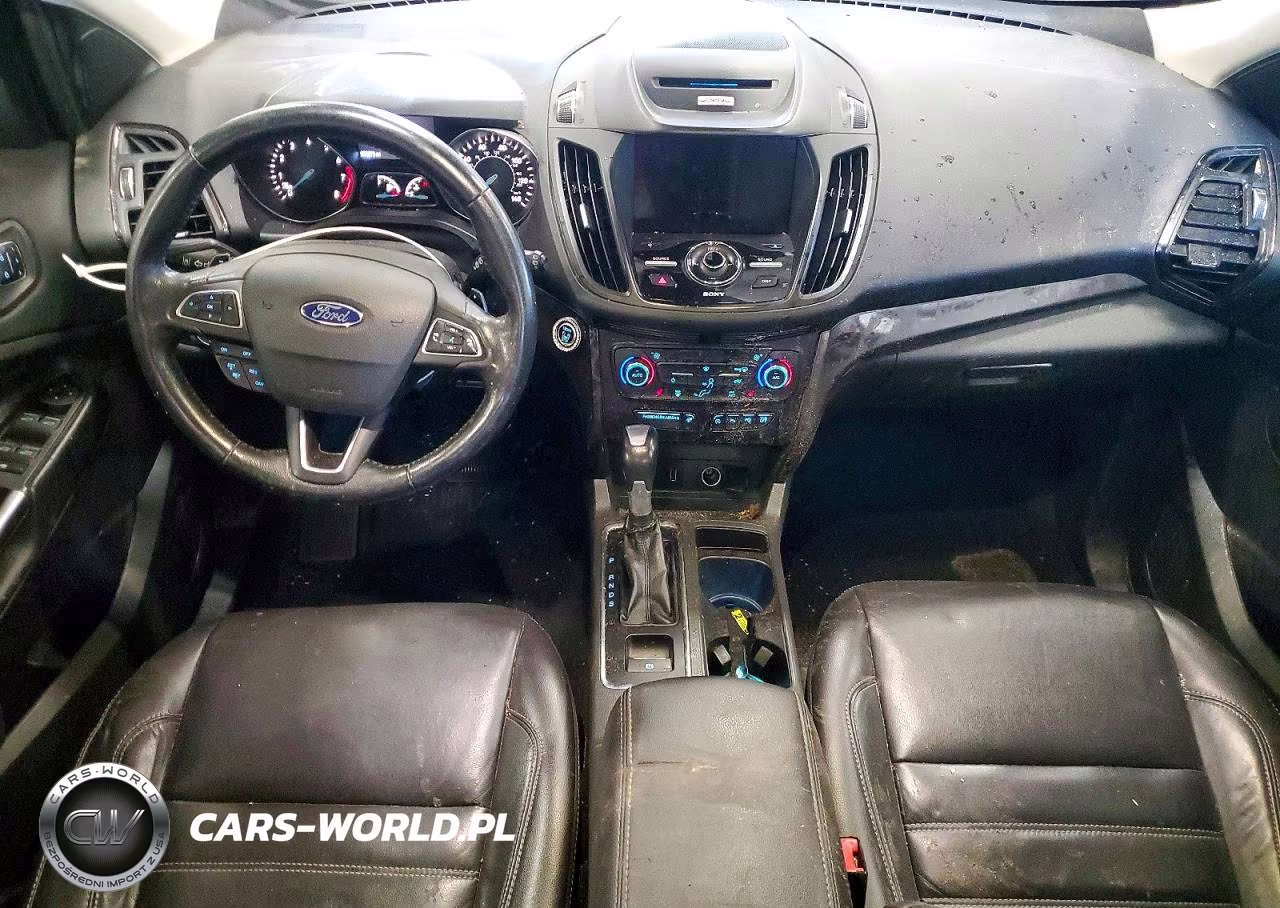 2017 Ford Escape Titanium VIN:1FMCU9J96HUB99882 - 8