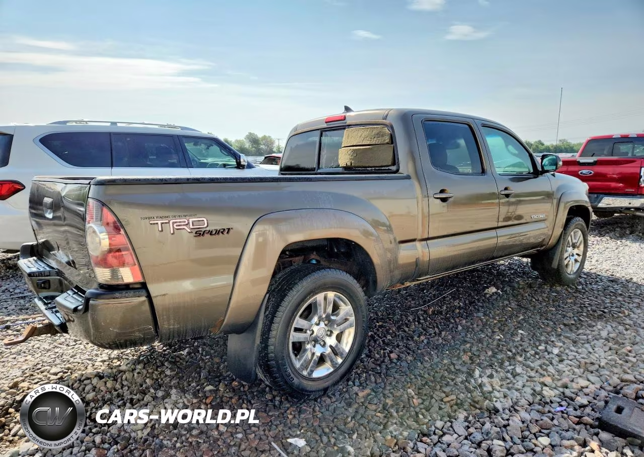 2012 Toyota Tacoma Double Cab Long Bed VIN:3TMMU4FN3CM048271 - 3